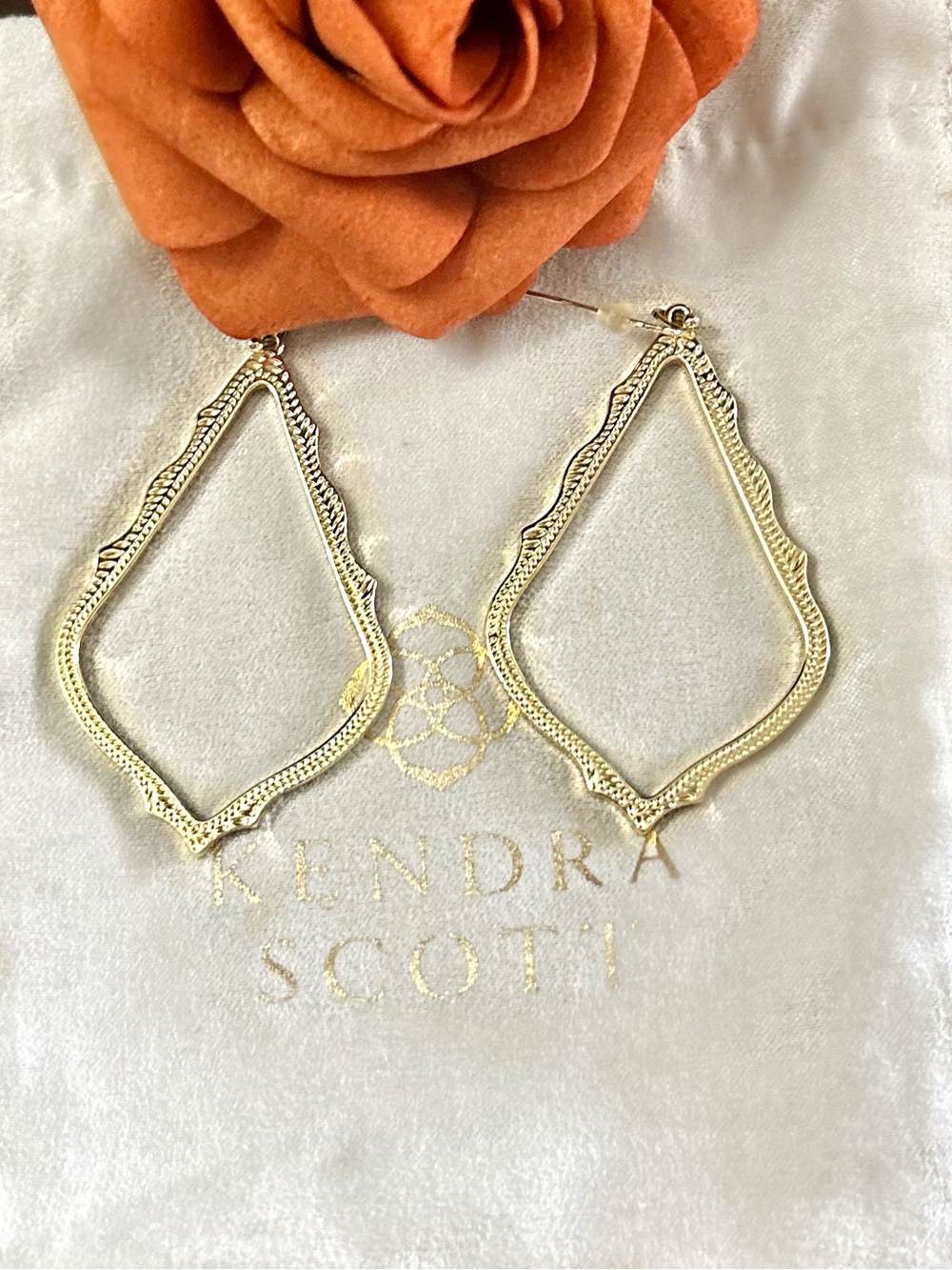 Kendra Scott Sophie Drop Earrings 🌸